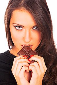 Let’s hear it for the considerate ladies. Women are more likely than men to take the recipient’s preferences into account  when buying chocolate as a gift, Mintel found.