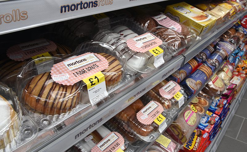 aldi birthday cakes